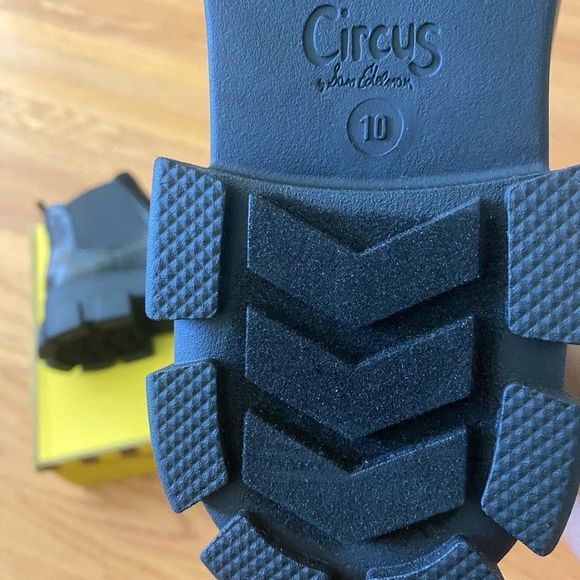 Circus by Sam Edelman Ankle Boots Women’s 10M Black DARIELLE Shoes Lug Sole NIB - Picture 7 of 8